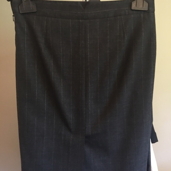 Theory 3 piece grey pinstripe suit - Picture 7 of 10